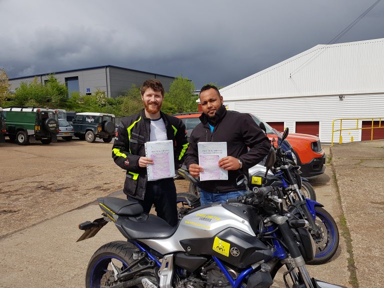 ollie & owen pass das