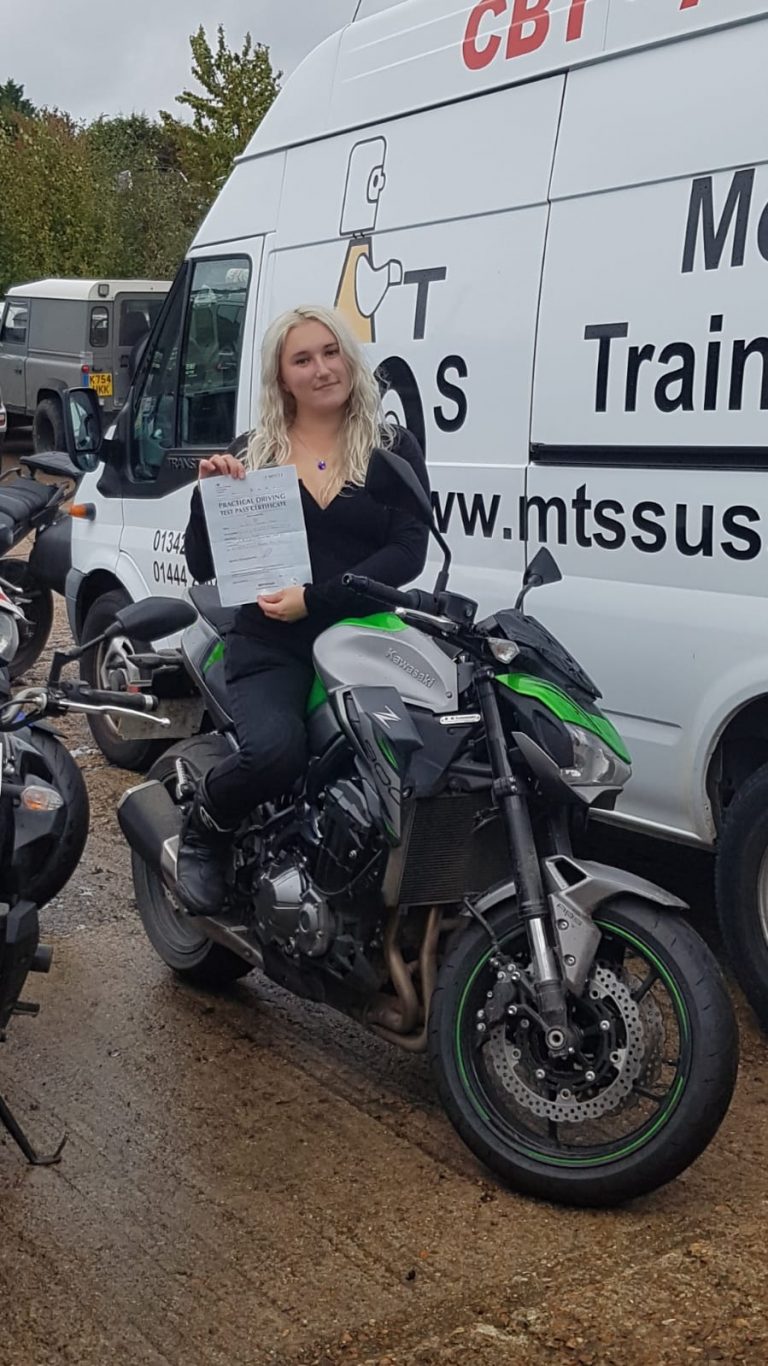 Kay from Newhaven looking after the instructors Kawasaki – loooonginly!