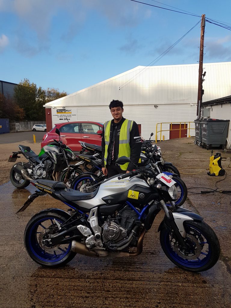 Alex from East Grinstead passes DAS