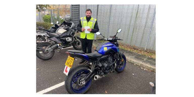 Lovely pass for Lucien