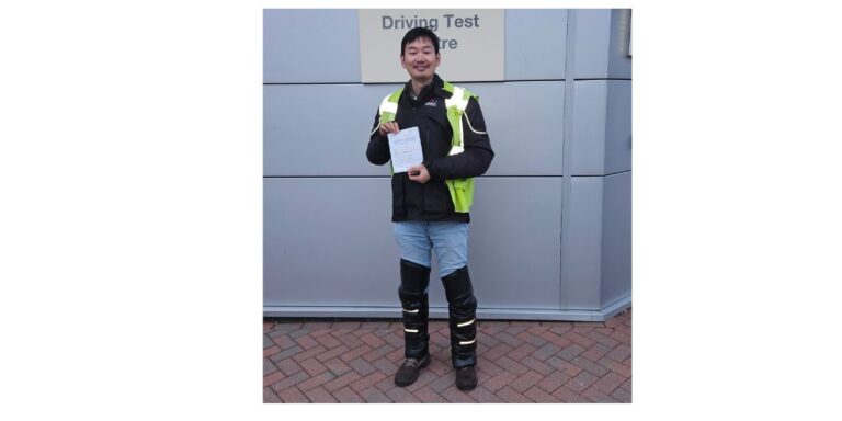 Excellent first time pass for Zhipeng
