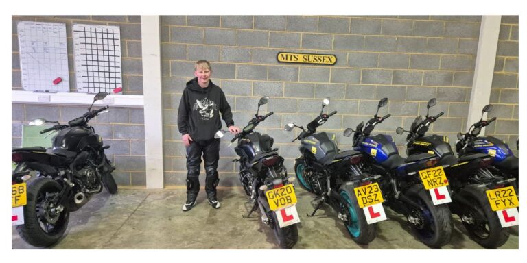 Perfect first time pass for Lindsey