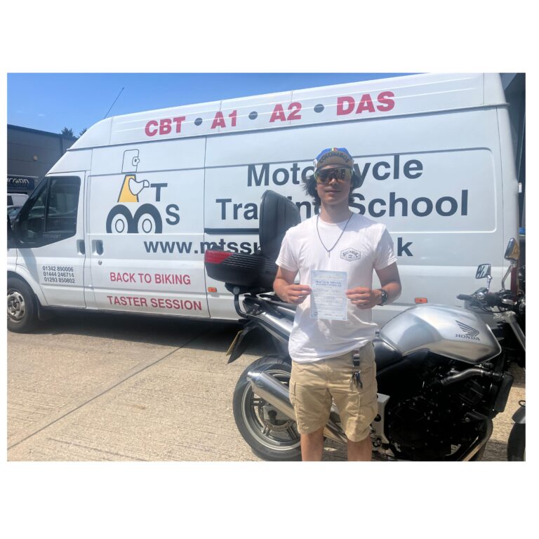 Raymond passes first time!